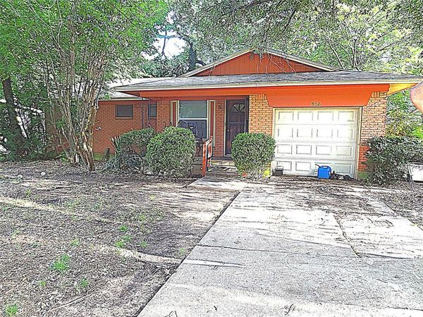 912 Sierra Drive, Denton, TX 76209