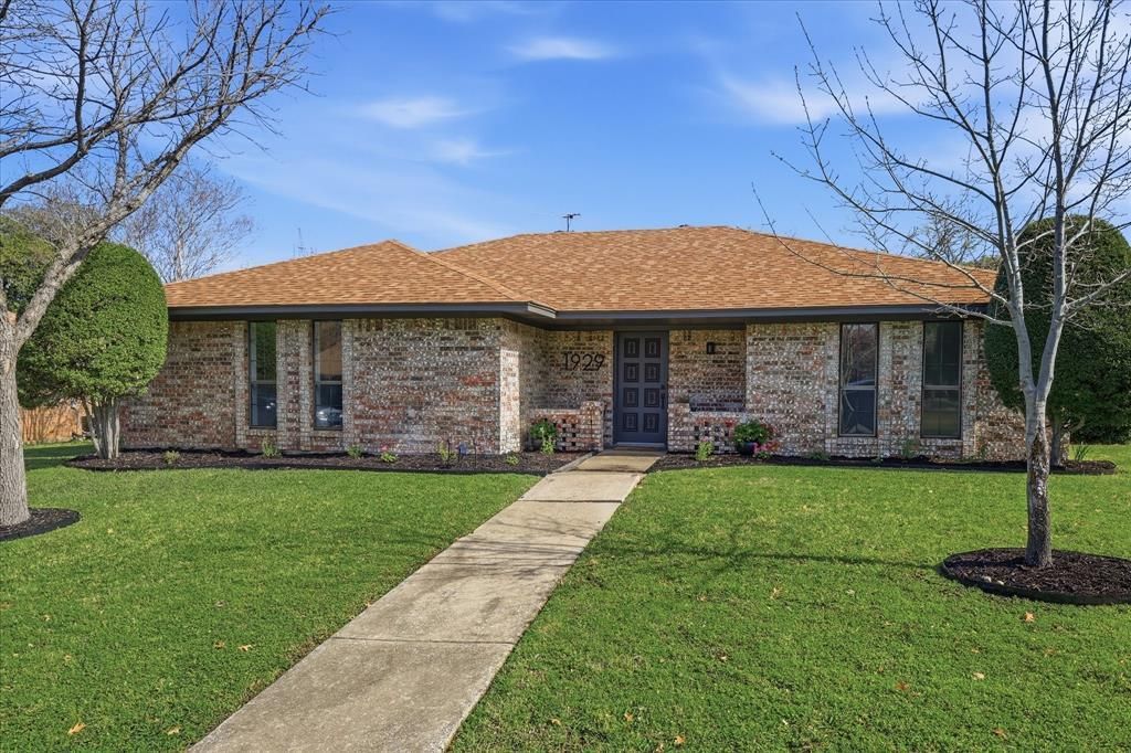 1929 Ruidoso Run, Lewisville, TX 75077 Main Photo