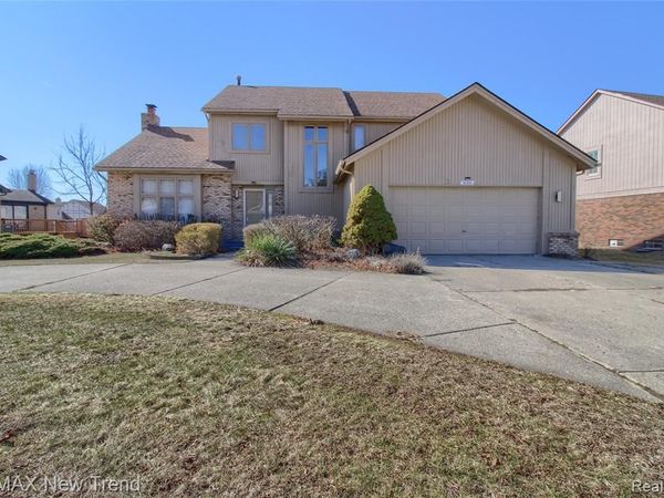 30301 ESSEX, Farmington Hills, MI 48331