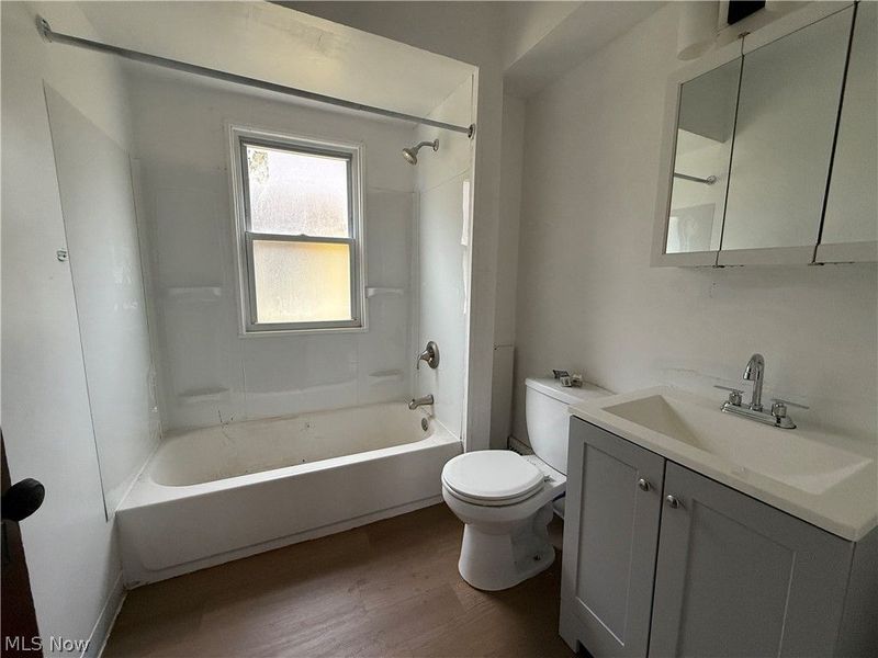 851 Paxton Road, Cleveland, OH 44108 Photo 7