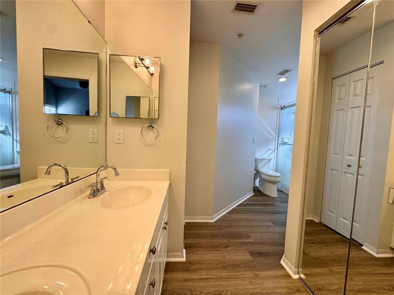 6629 Pineview Terrace , Unit 5-20, Bradenton, FL 34203 Photo