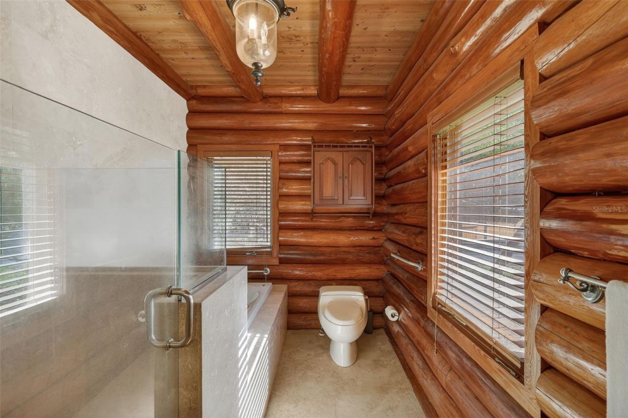 40242 Emeralda Island Road , Leesburg, FL 34788 Photo