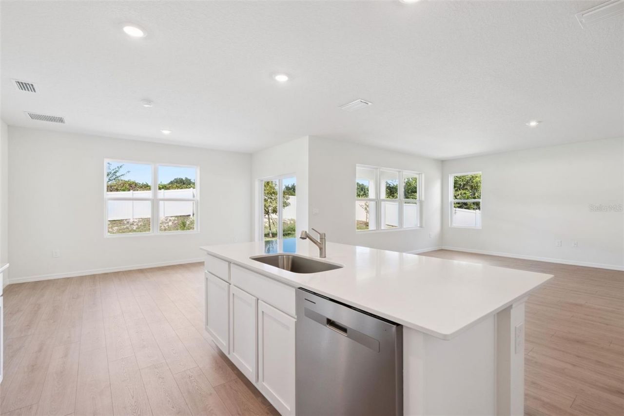 2406 Dawson Drive , Ormond Beach, FL 32174 Photo