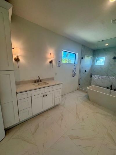 4405 W Ballast Point Boulevard, Tampa, FL 33611 Photo