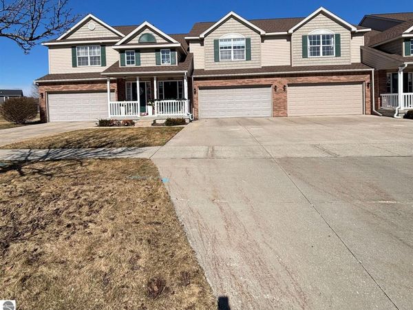 1639 Chippewa Way, Mt Pleasant, MI 48858