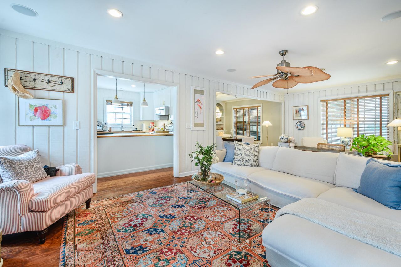 1160 Parkway Drive Photo 10