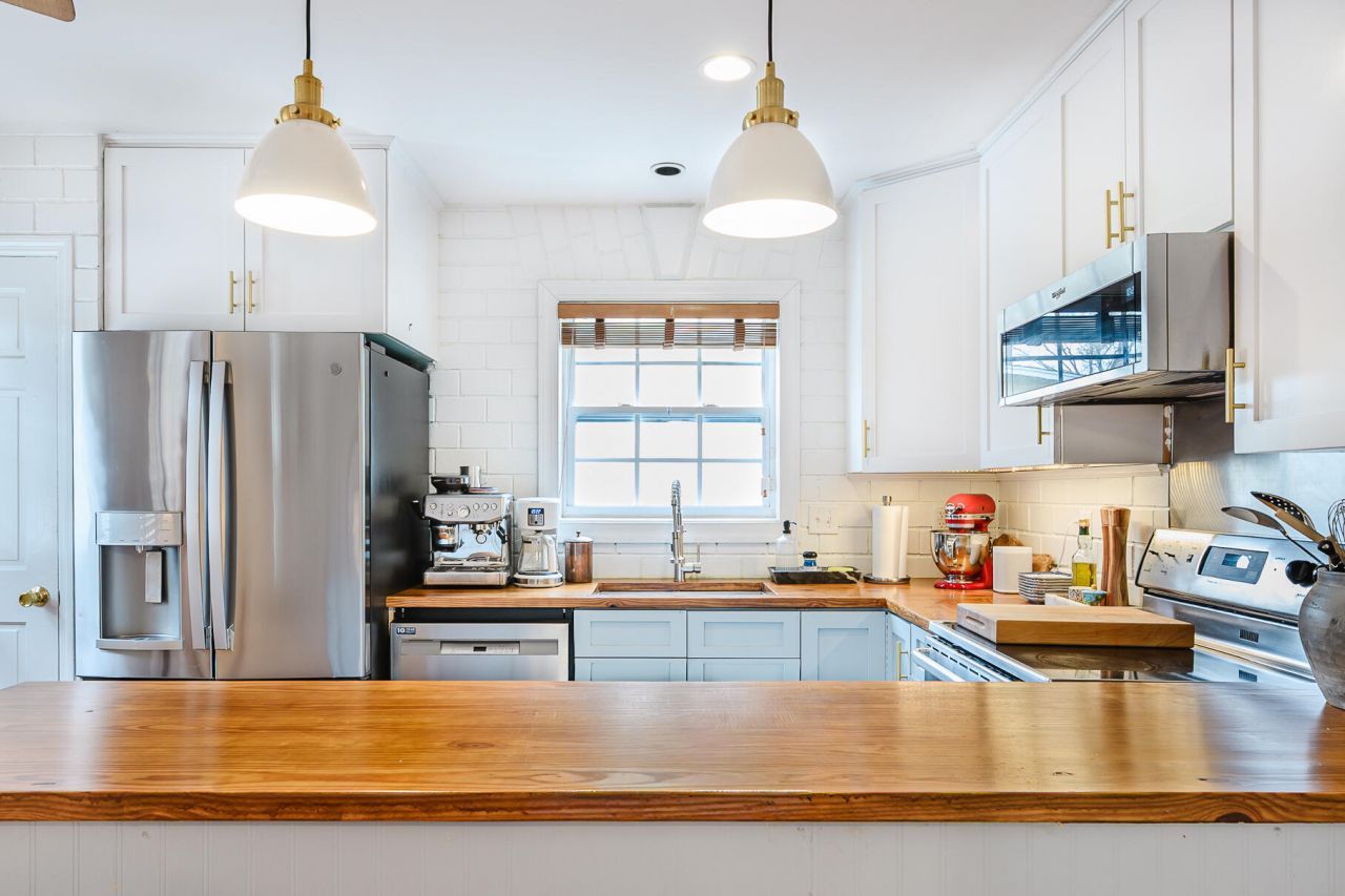 1160 Parkway Drive Photo 11