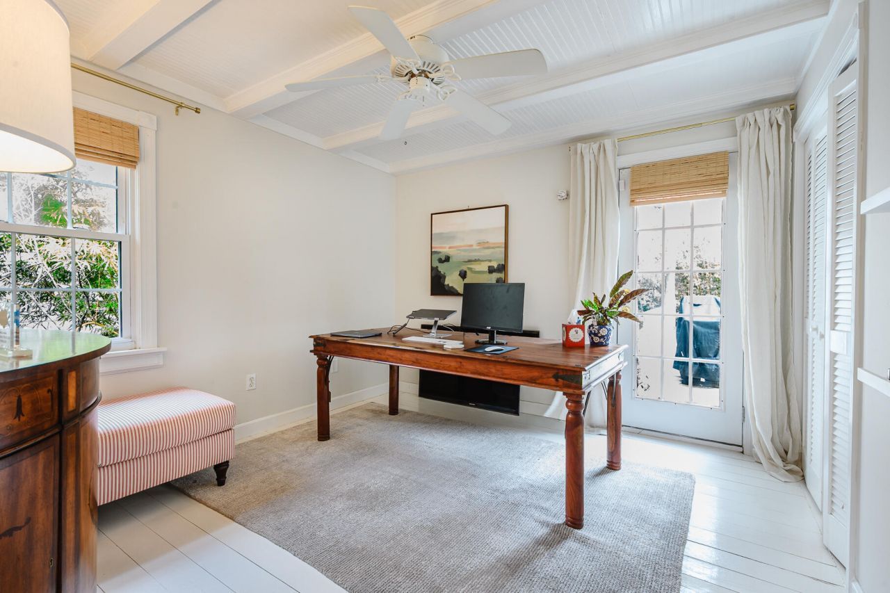 1160 Parkway Drive Photo 25