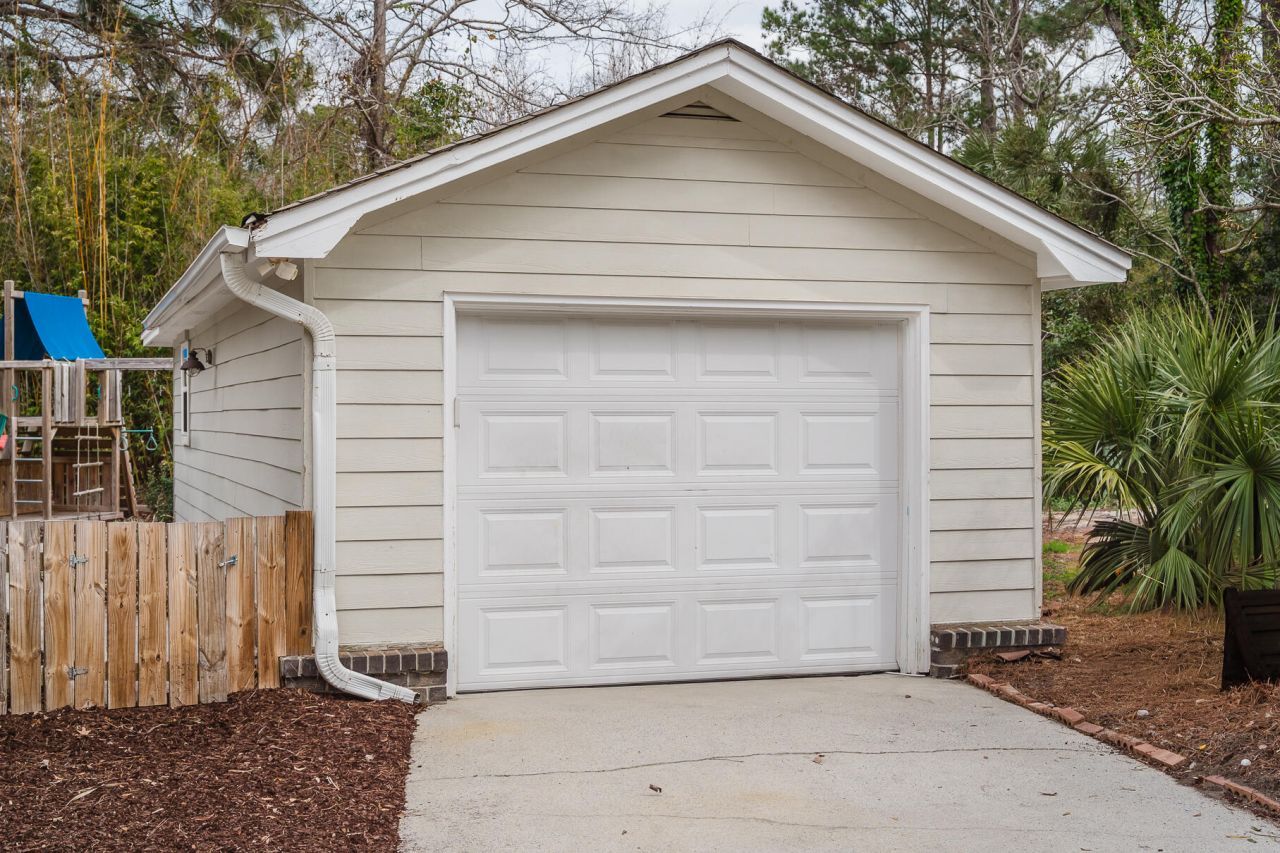 1160 Parkway Drive Photo 34