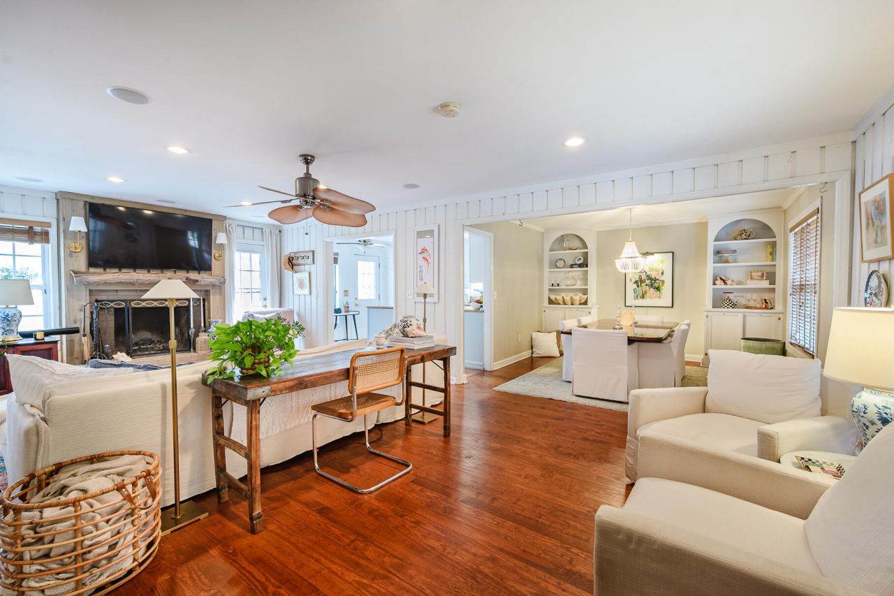 1160 Parkway Drive Photo 6