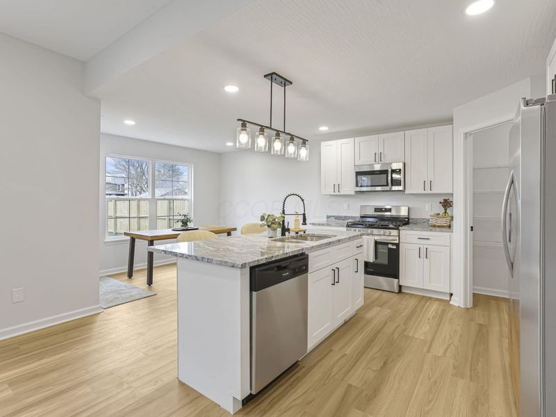 207 Buckingham Street , Newark, OH 43055 Photo 11