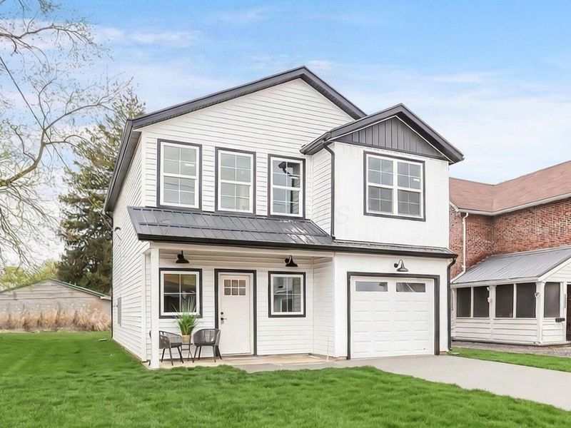 207 Buckingham Street , Newark, OH 43055 Photo 2