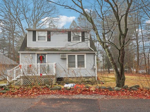 36 Rogers Lane, Yorktown Heights, NY 10598