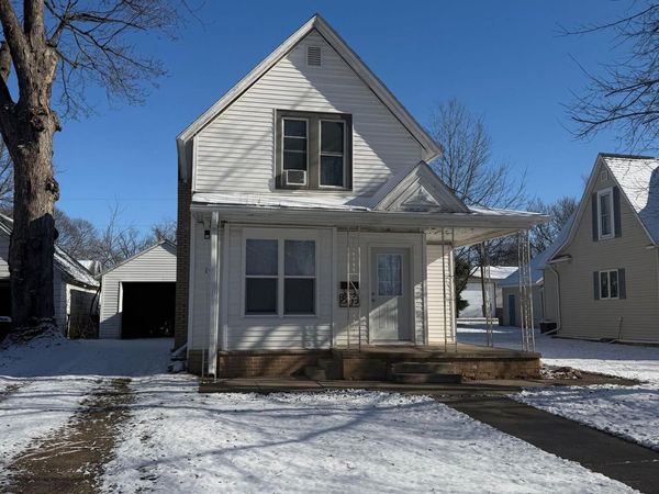 809 6th Street, Sheldon, IA 51201