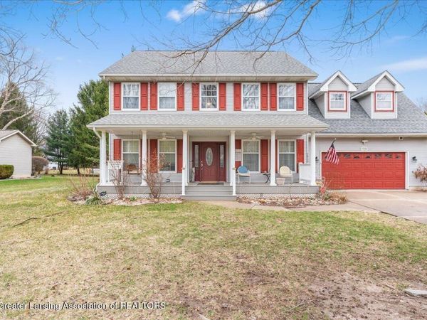 3930 Camperdown Drive, Lansing, MI 48911