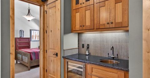 15043 Wolfgang Road, Truckee, CA 96161 Photo