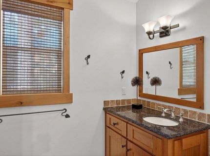 15043 Wolfgang Road, Truckee, CA 96161 Photo