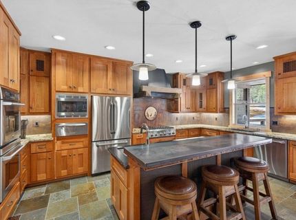 15043 Wolfgang Road, Truckee, CA 96161 Photo