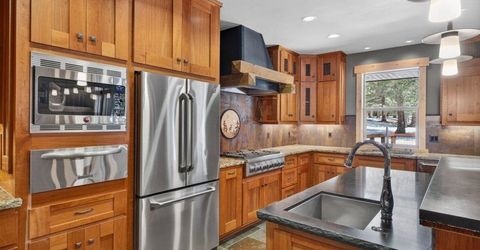 15043 Wolfgang Road, Truckee, CA 96161 Photo