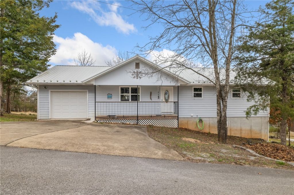 1180 Fry Street, Lead Hill, AR 72644 Main Photo