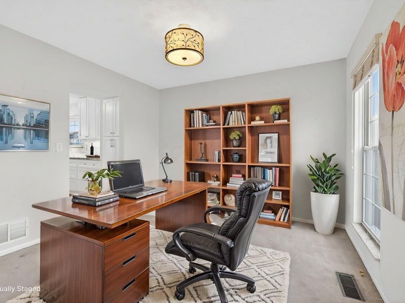 2859 Lake Hollow Road, Hilliard, OH 43026 Photo 6