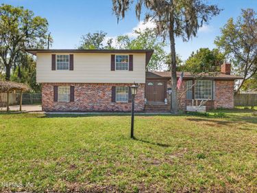 2750 CEDARCREST Drive, Orange Park, FL 32073