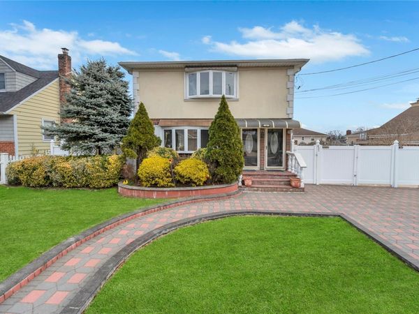 431 Kirkman Avenue, Elmont, NY 11003