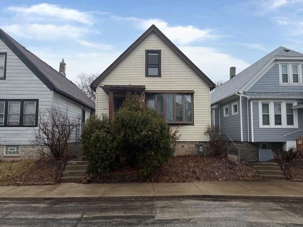 1623 N 24th PLACE, Milwaukee, WI 53205