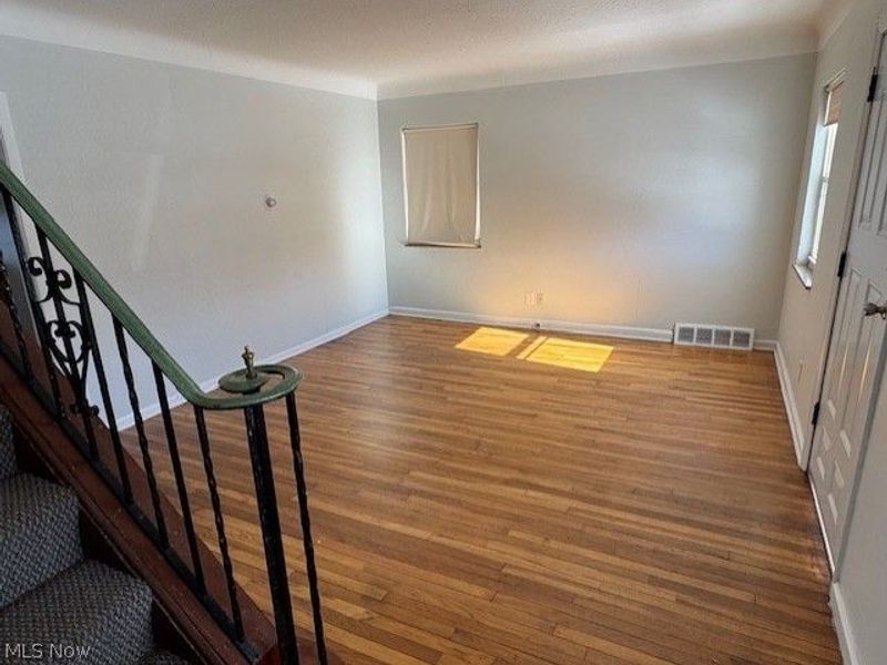 455 E 200th Street , Euclid, OH 44119 Photo 3