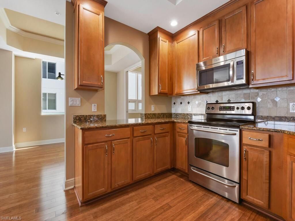 2104 W 1st St, Unit 2304, Fort Myers, FL 33901 Photo