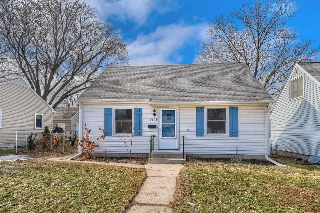 5908 Xerxes Avenue S Edina, MN 55410