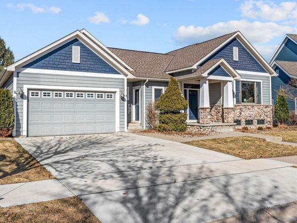 11614 Laketowne View, Albertville, MN 55301