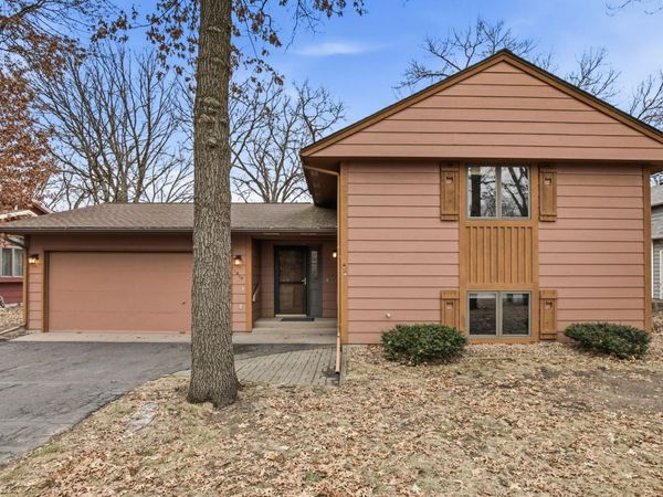 1810 11th Avenue SE, Saint Cloud, MN 56304