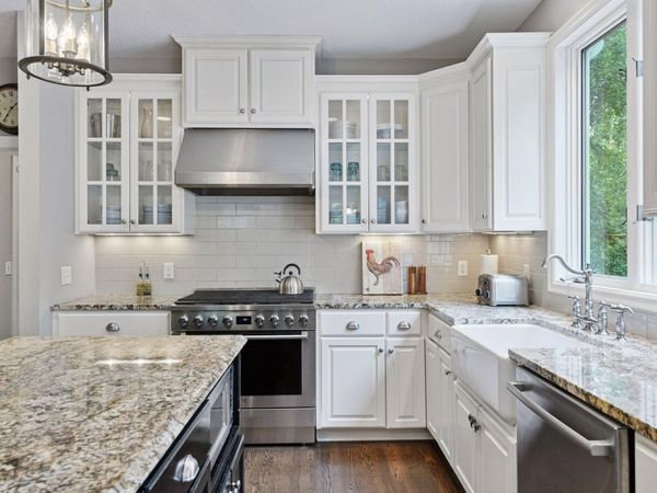 17641 Hyde Park Avenue, Lakeville, MN 55044