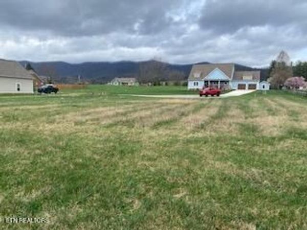 138 LILAC Lane, Speedwell, TN 37870