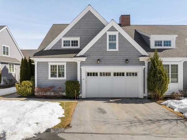 10 Tanglewood Dr, Unit 10, Framingham, MA 01701