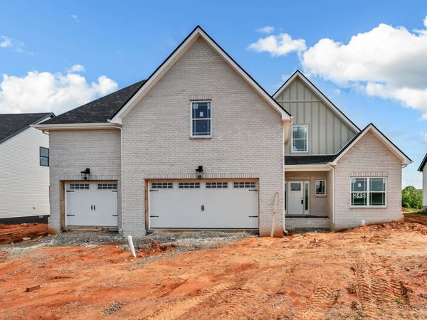 222 Low Plains Ln, Clarksville, TN 37043