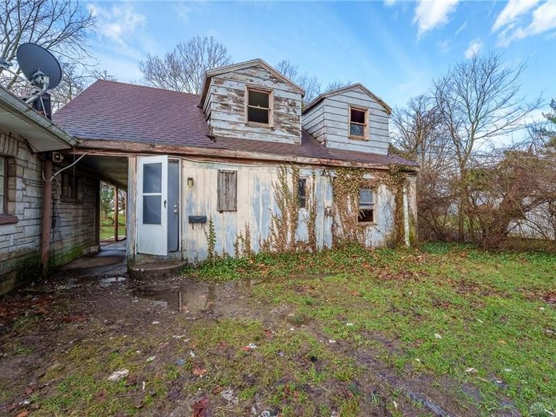 5839 Shaker Road, Franklin, OH 45005 Photo 2