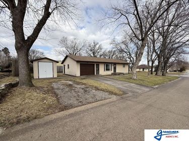 1075 Poplar Street , Syracuse, NE 68446