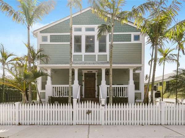 9172 SE Apollo Street, Hobe Sound, FL 33455