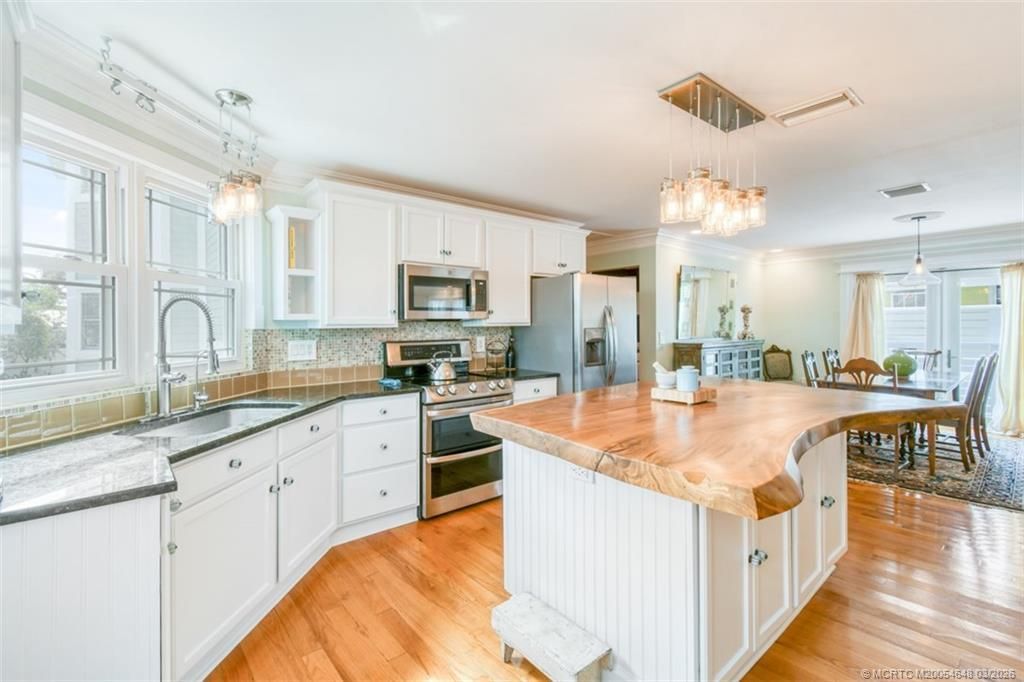 9172 SE Apollo Street, Hobe Sound, FL 33455 Photo