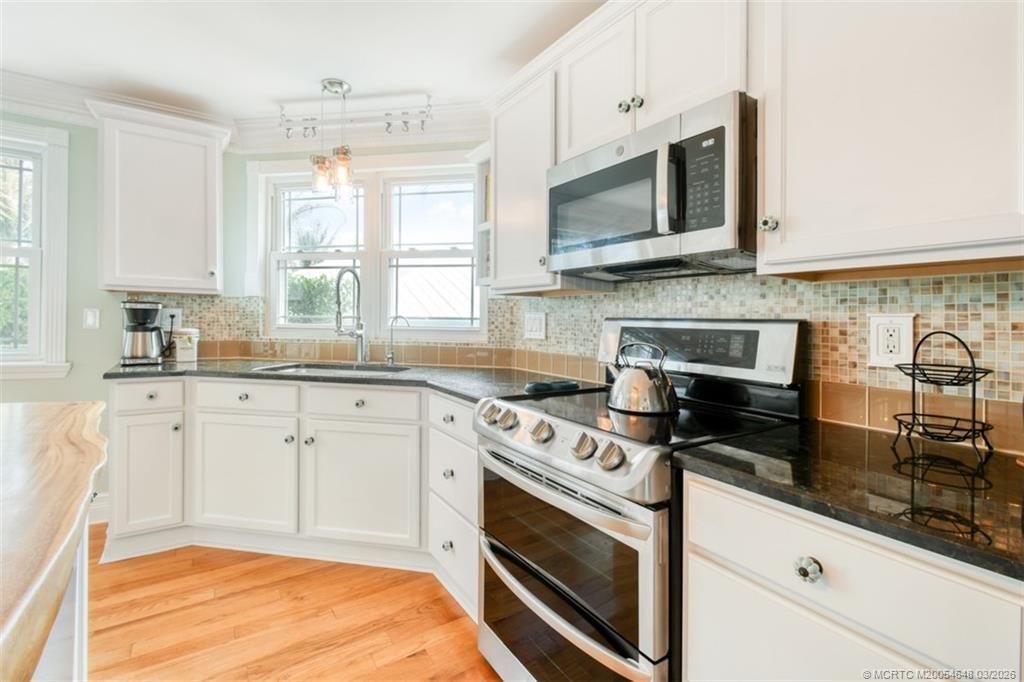 9172 SE Apollo Street, Hobe Sound, FL 33455 Photo