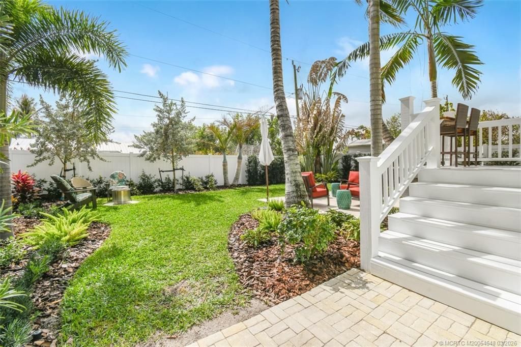 9172 SE Apollo Street, Hobe Sound, FL 33455 Photo