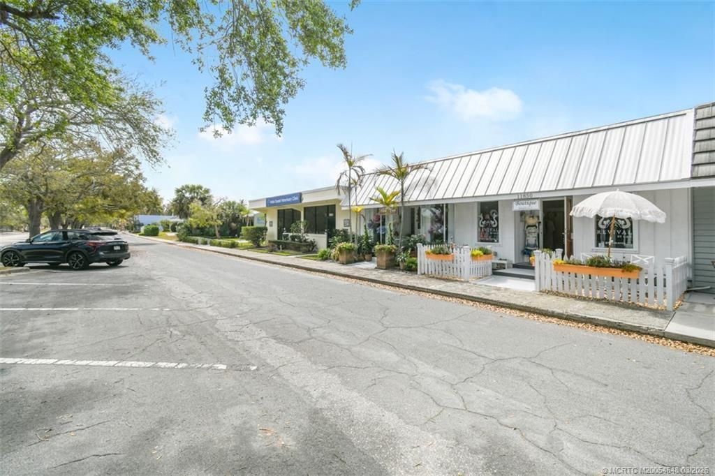 9172 SE Apollo Street, Hobe Sound, FL 33455 Photo