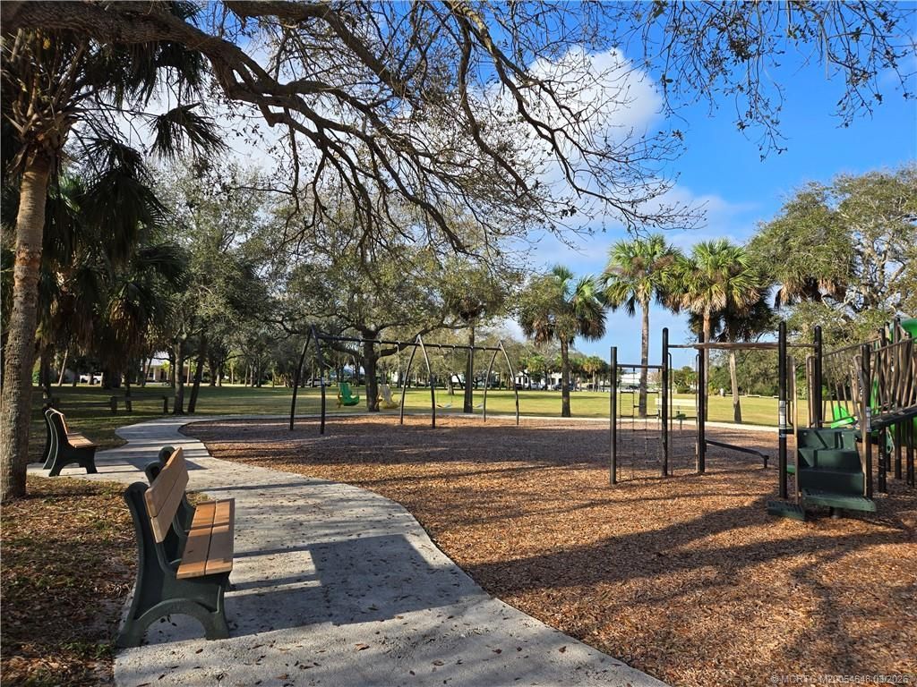 9172 SE Apollo Street, Hobe Sound, FL 33455 Photo