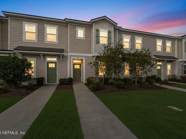 281 ANNIES Place, Jacksonville, FL 32218