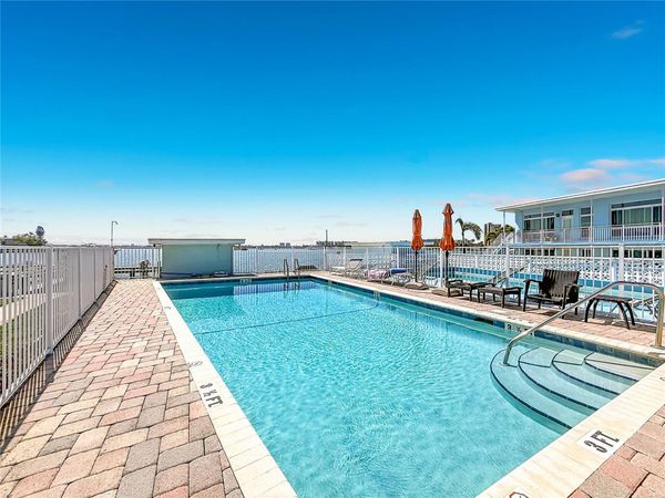 1840 SHORE DRIVE S, Unit 5, SOUTH PASADENA, FL 33707