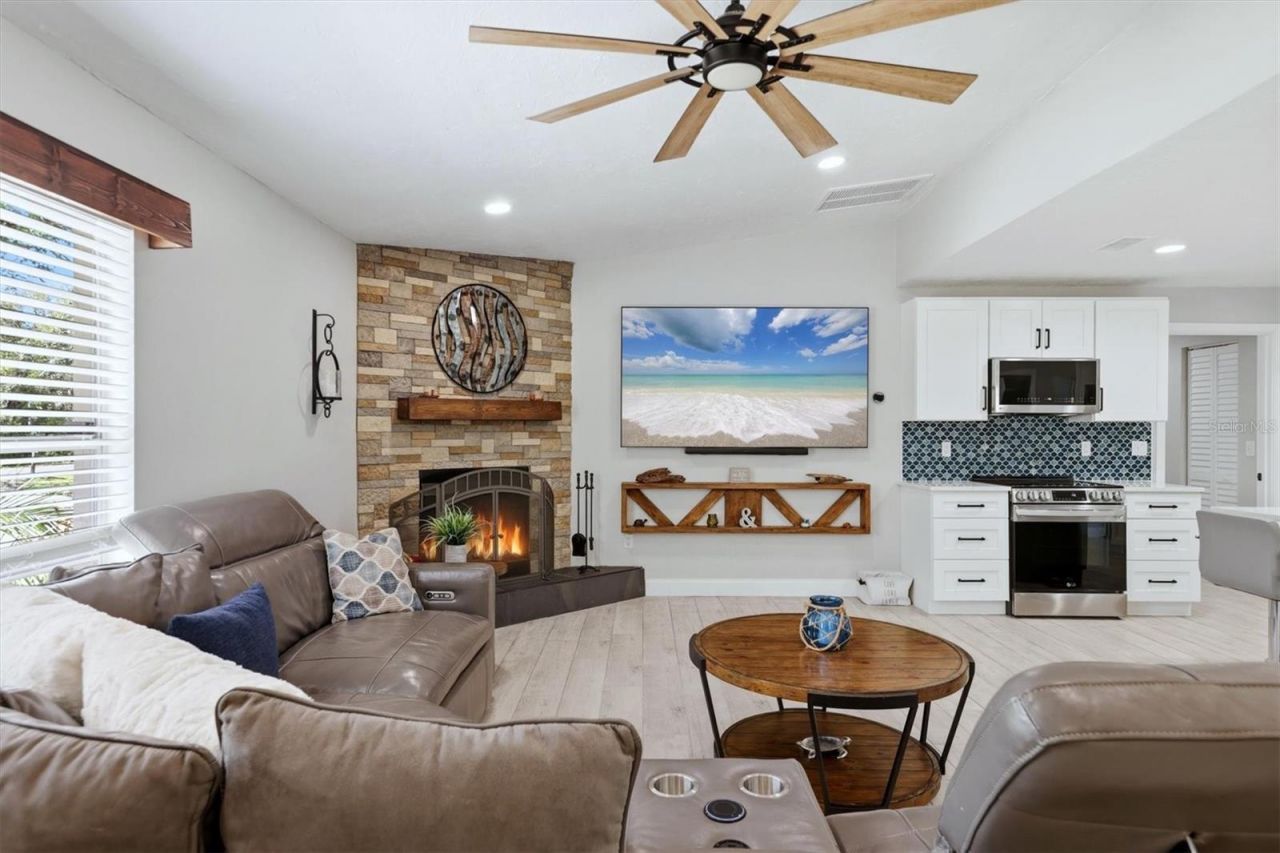 1417 70th Street Court E, Bradenton, FL 34208 Photo