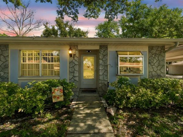 2231 LARK CIRCLE E, Unit F, PALM HARBOR, FL 34684