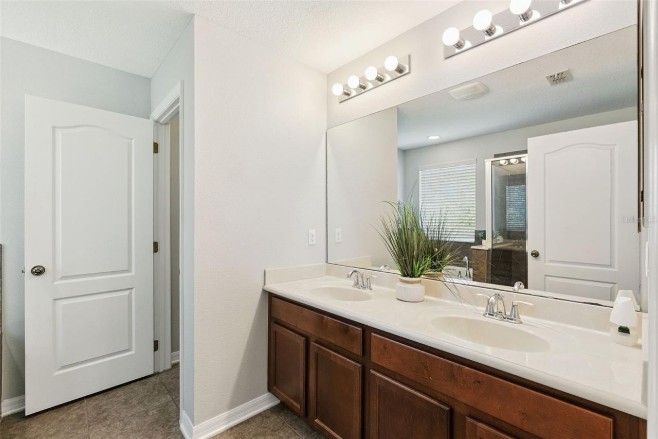 2646 River Landing Drive , Sanford, FL 32771 Photo